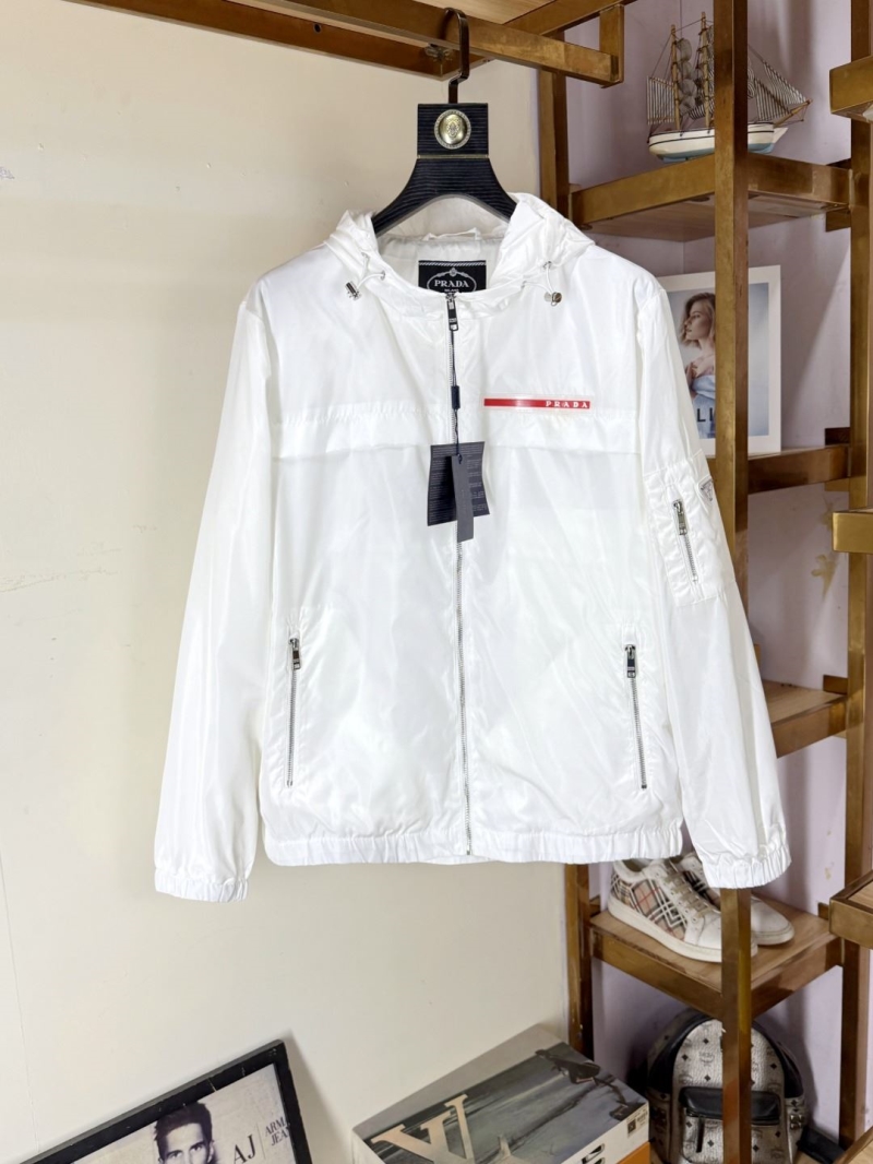 Pra*a outwear